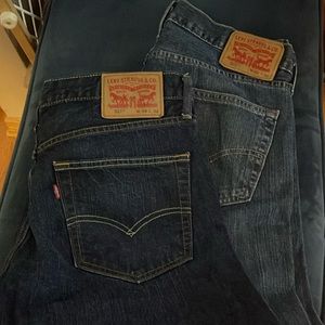 Men’s Levi’s 527 barely worn. One lighter wash and one dark. In great condition.